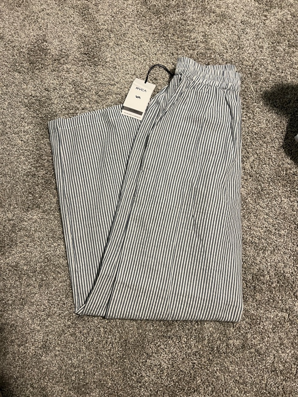 RVCA Navy & White Pinstripe Wide-Leg Pants XS